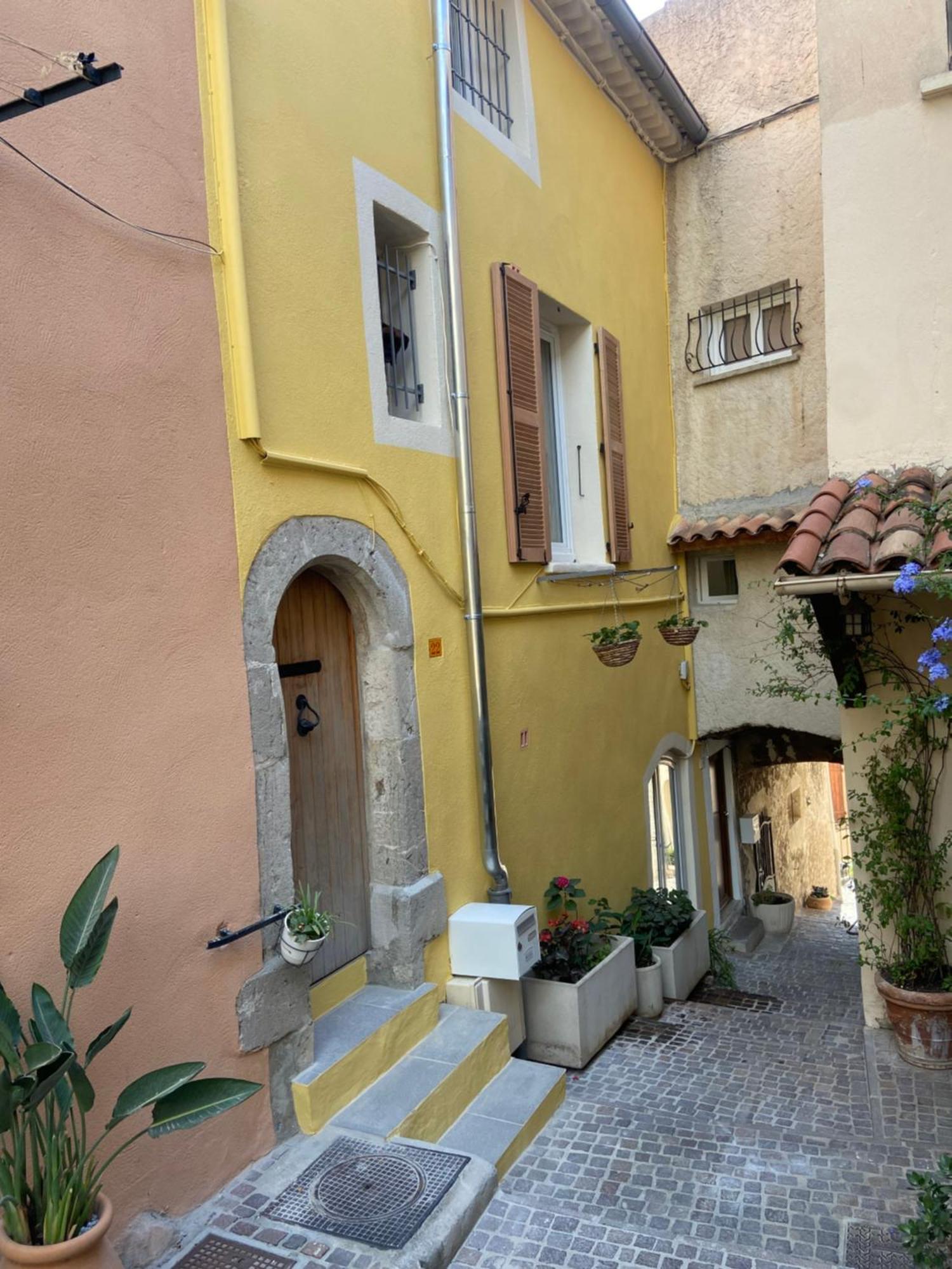 Dans Le Charme De La Pierre Apartment La Garde  Exterior photo